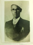 pict393.jpg [144x193]